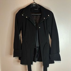 Calvin Klein NWOT three quarter Trench Coat size medium in excellent condition